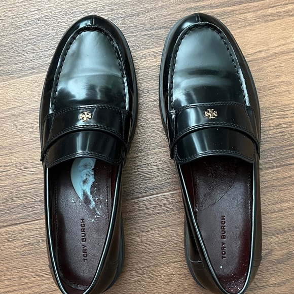 Tory Burch Shoes - NEW with issue Tory Burch 9 M Black Patent Leather Penny Loafers with Gold Logo